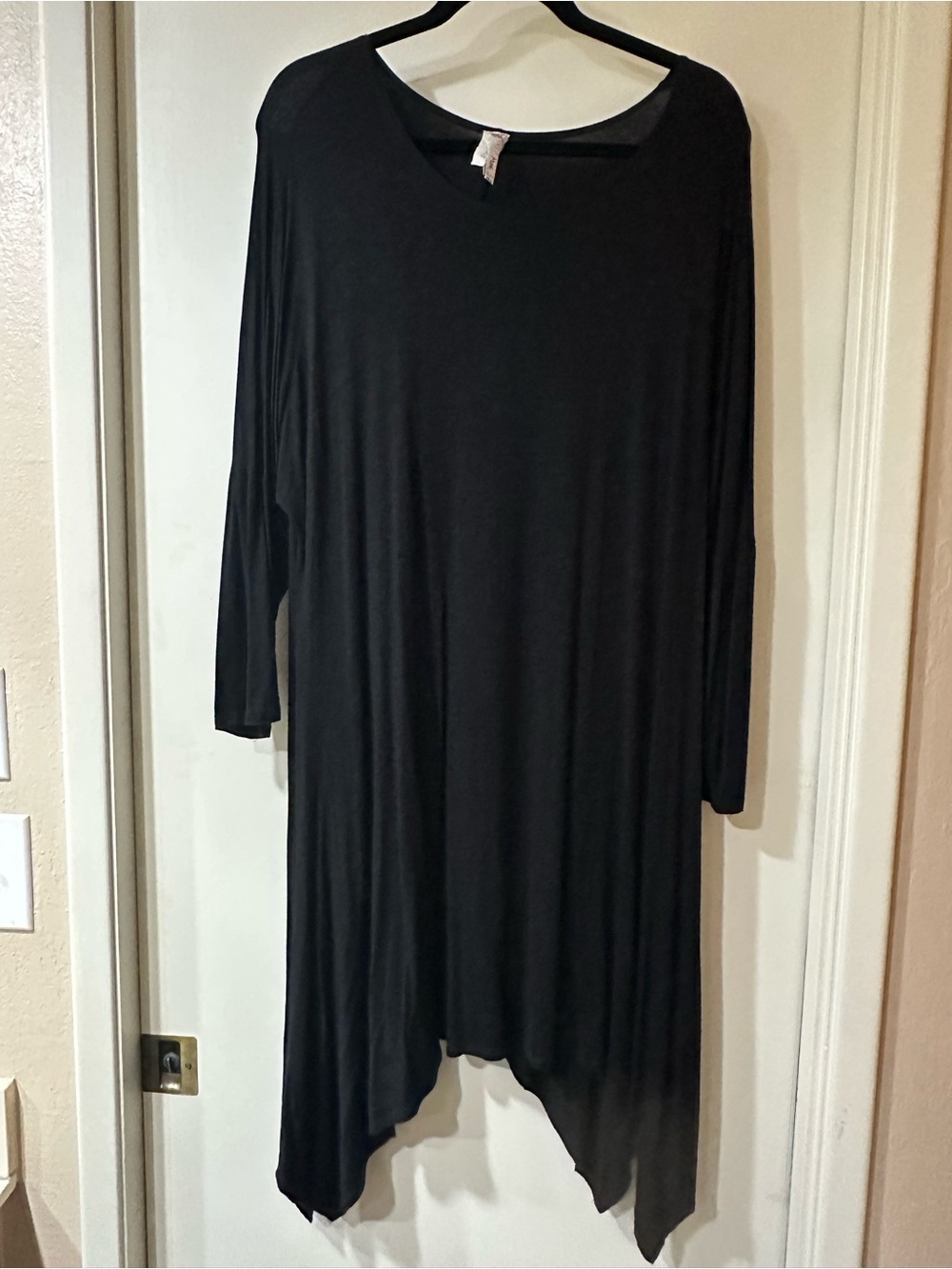 MOA USA Black Long Sleeve Asymmetrical Hem Tunic